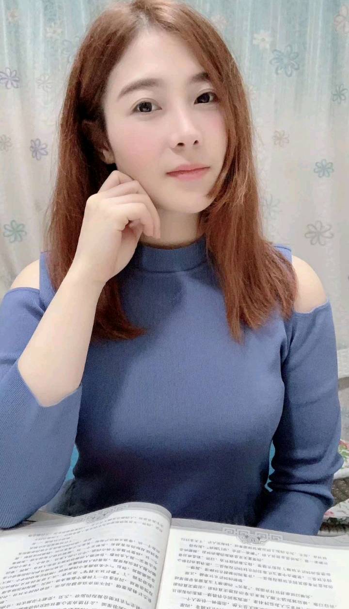 分享深圳龙华一SaoB少妇